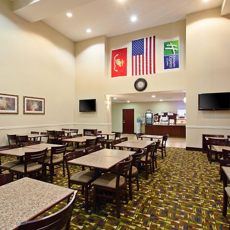 Holiday Inn Express Hotel & Suites Twentynine Palms By Ihg Bagian luar foto