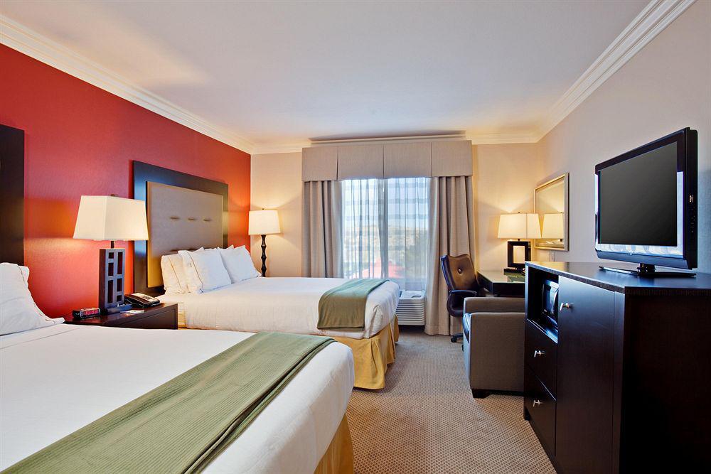 Holiday Inn Express Hotel & Suites Twentynine Palms By Ihg Ruang foto