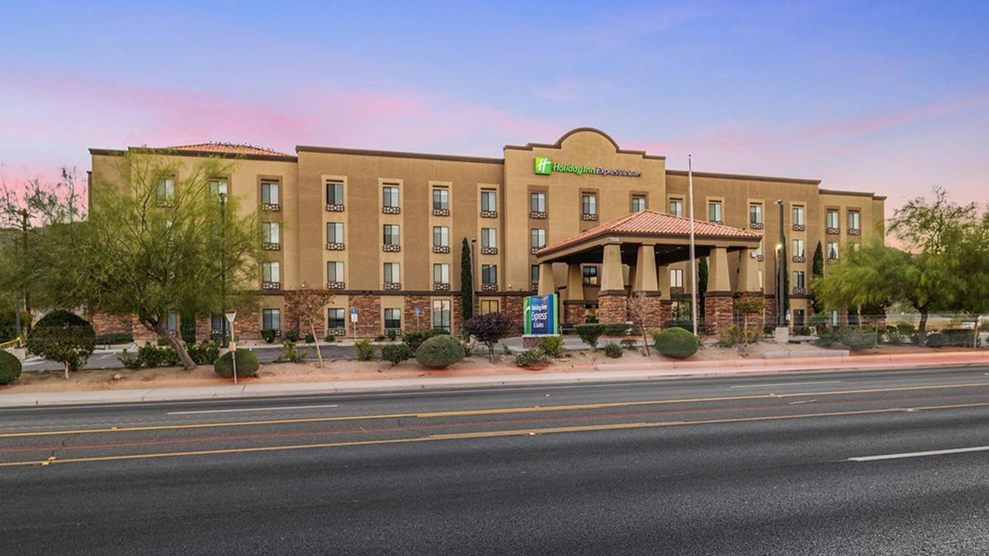 Holiday Inn Express Hotel & Suites Twentynine Palms By Ihg Bagian luar foto